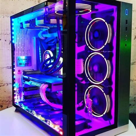 Custom Gaming PC Builder .